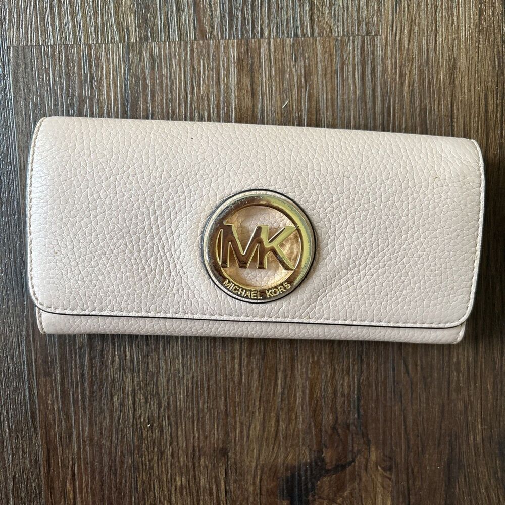 Michael Kors  Fulton Pebble Leather Flap Continental Wallet Ballet Pink 90s Y2K